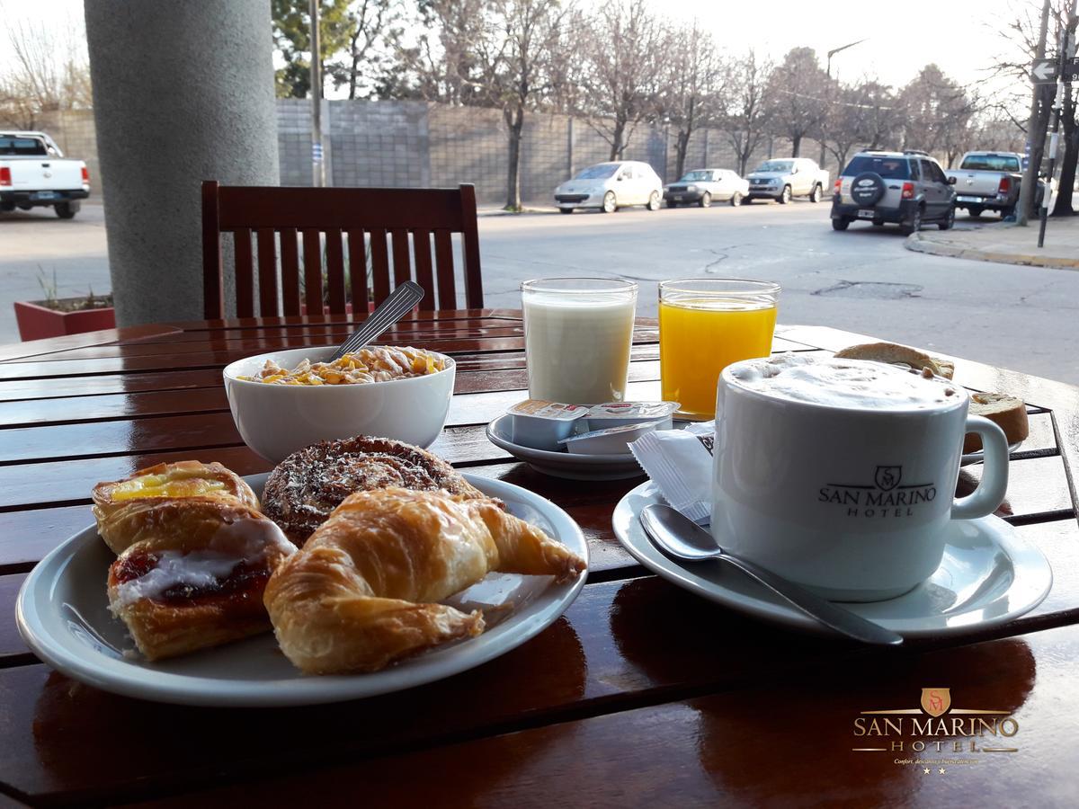Hotel San Marino Venado Tuerto Bagian luar foto